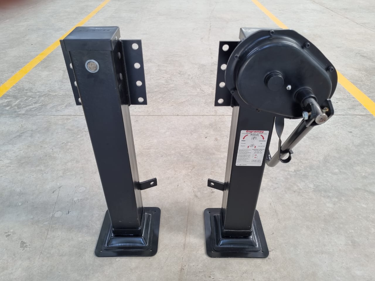 Conjunto Pata Apoyo E24A - Vista frontal